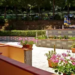 Apartmanhotel Reale Porto Azzurro