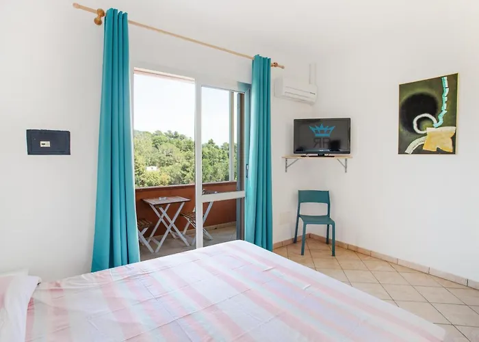 Reale פורטו אזורו