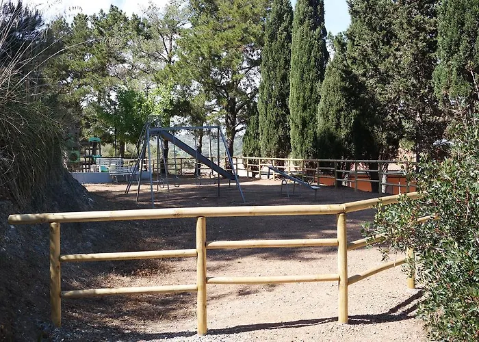 מלון דירות Reale 4*