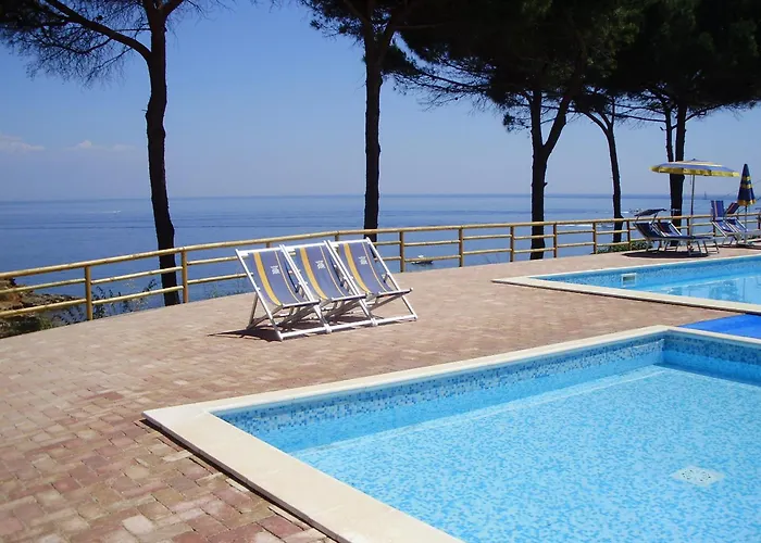 Reale 4* Porto Azzurro